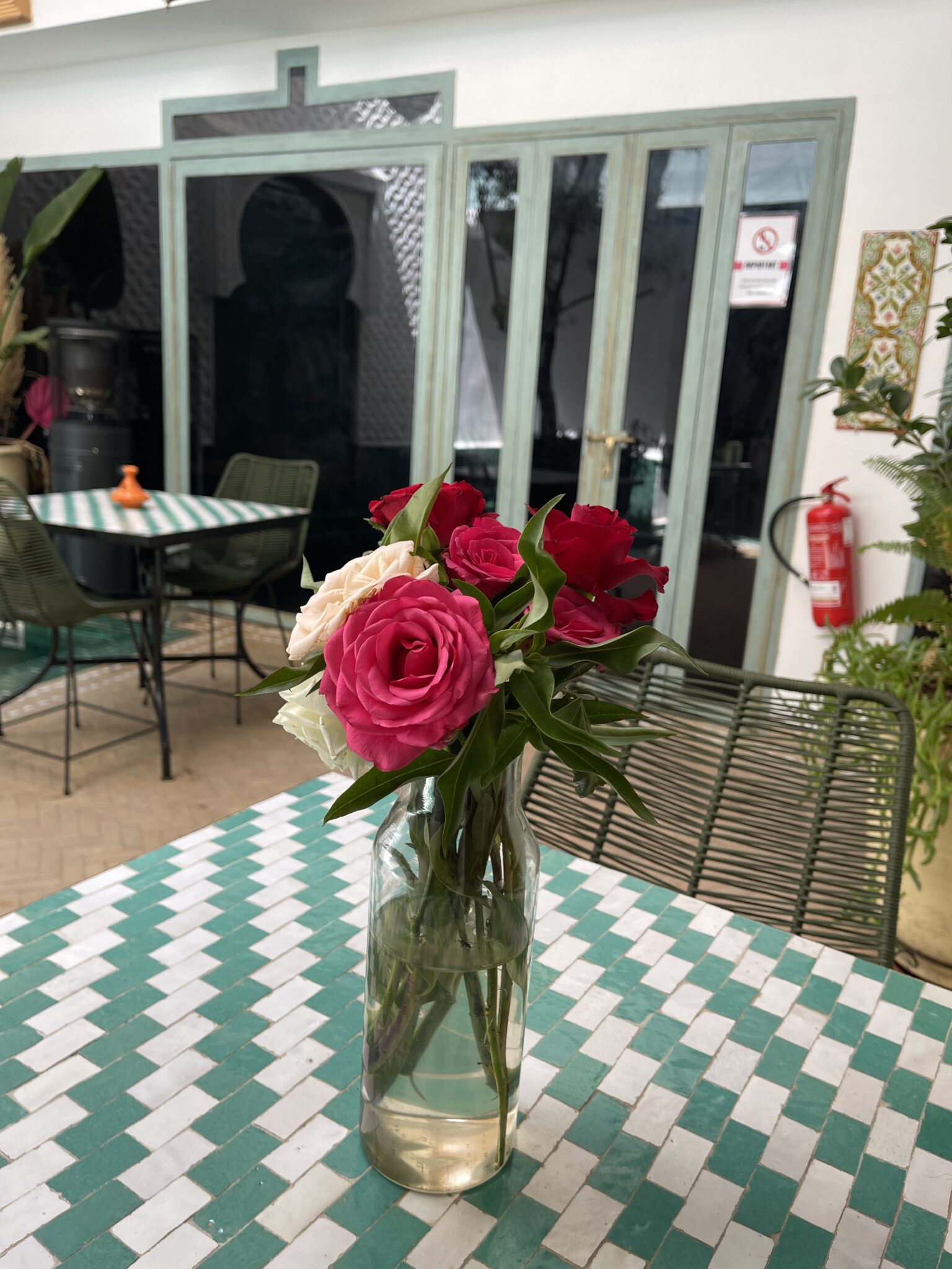 fresh roses riad patio marrakech.jpg
